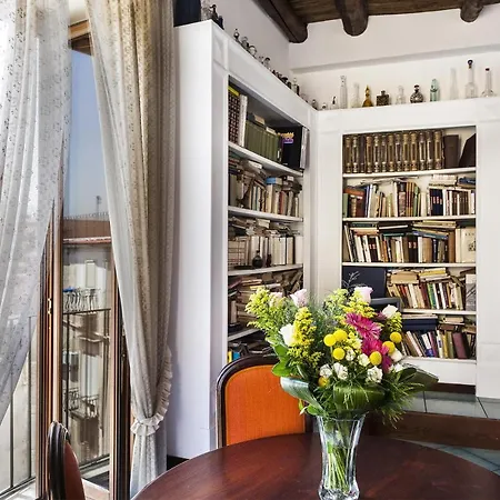 Apartament Center Neapol
